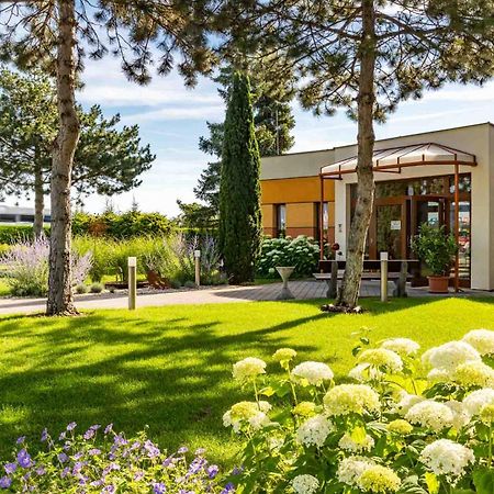 Hotel Garni Steinfeld Wiener Neustadt Eksteriør bilde
