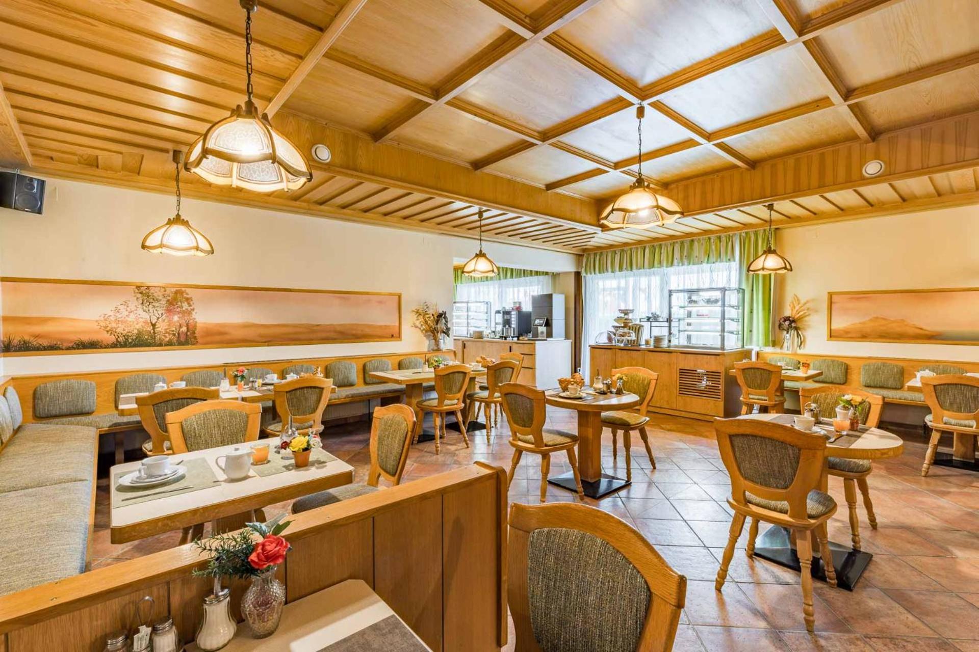 Hotel Garni Steinfeld Wiener Neustadt Eksteriør bilde