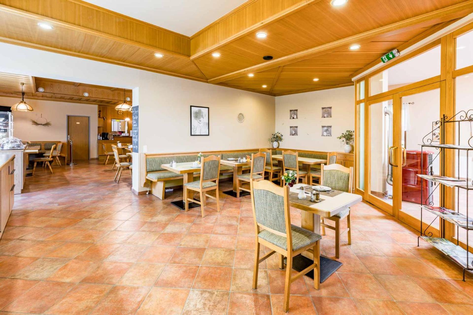 Hotel Garni Steinfeld Wiener Neustadt Eksteriør bilde